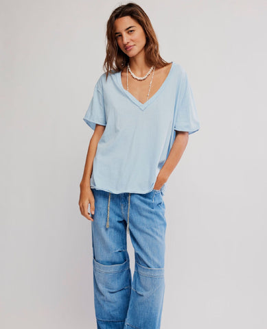Nina V-Neck Tee Dew Shine