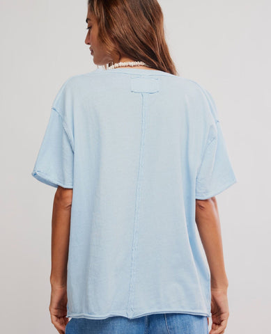 Nina V-Neck Tee Dew Shine