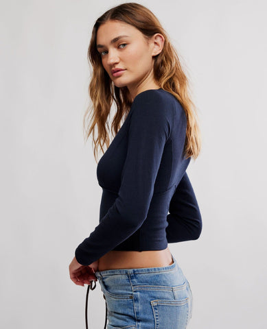 Protagonist Long Sleeve Tee in Black