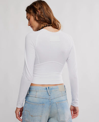 Protagonist Long Sleeve Tee in Ivory