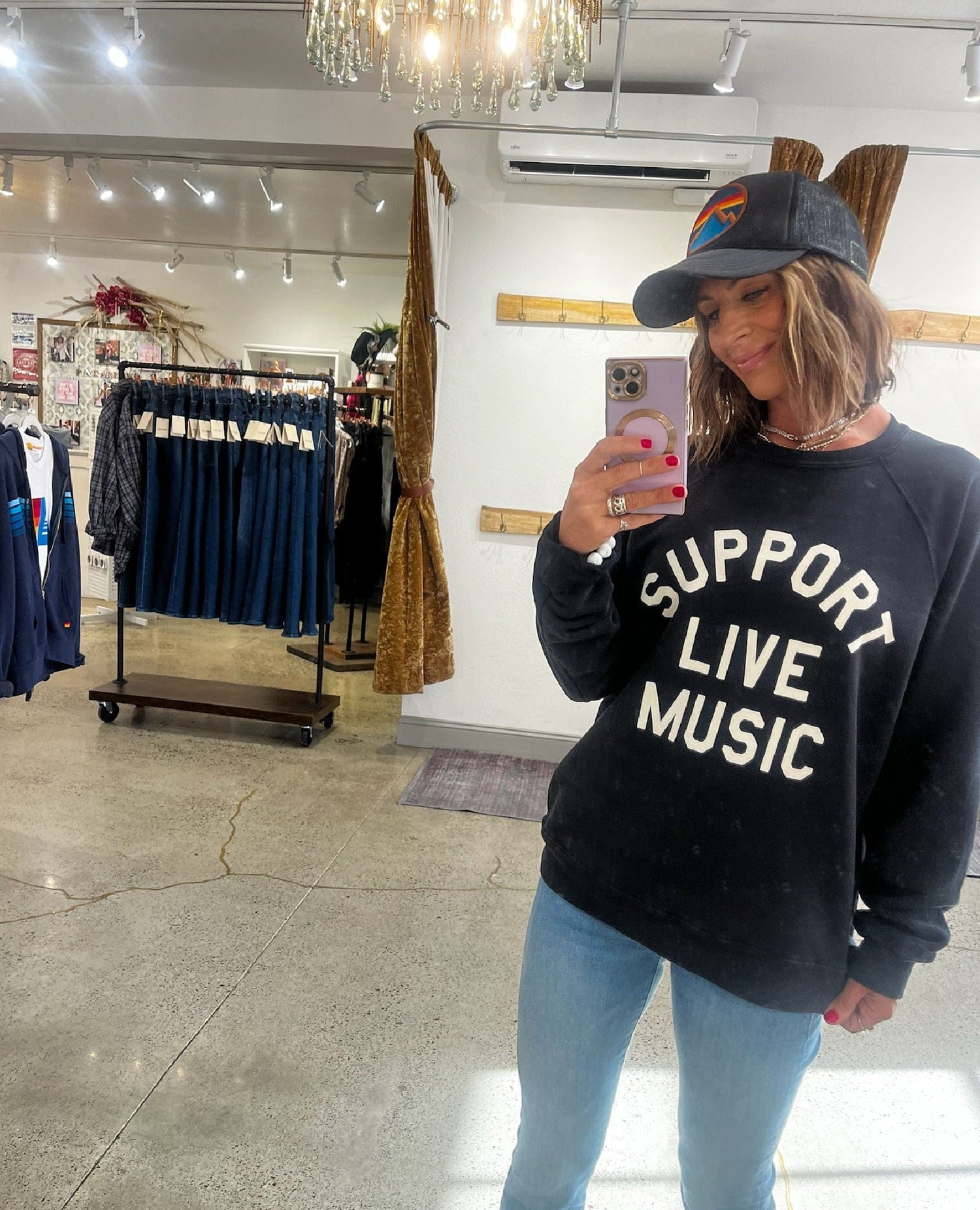 Support Live Music Sweatshirt Vintage Black