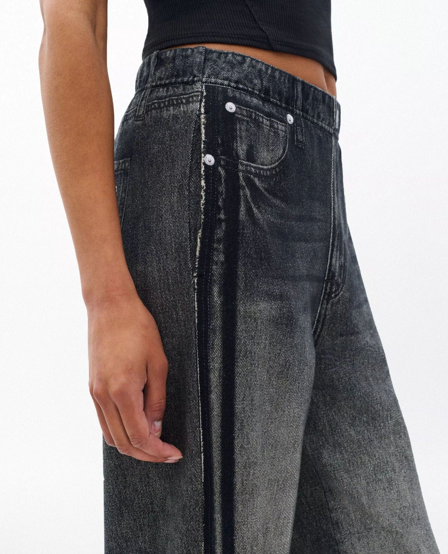 Viral Track Sweats Jean Black