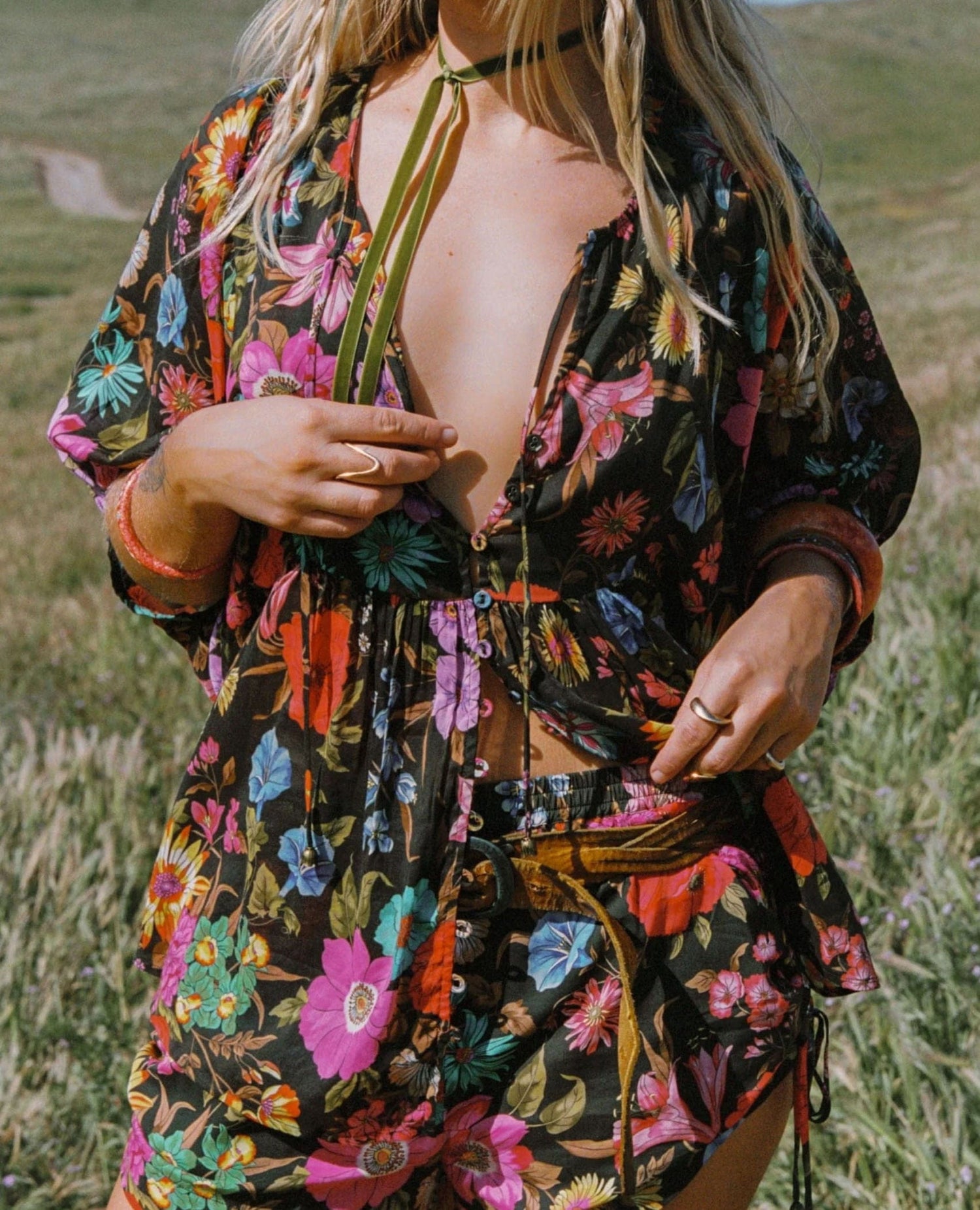 Valley of the Dolls Blouse Onyx