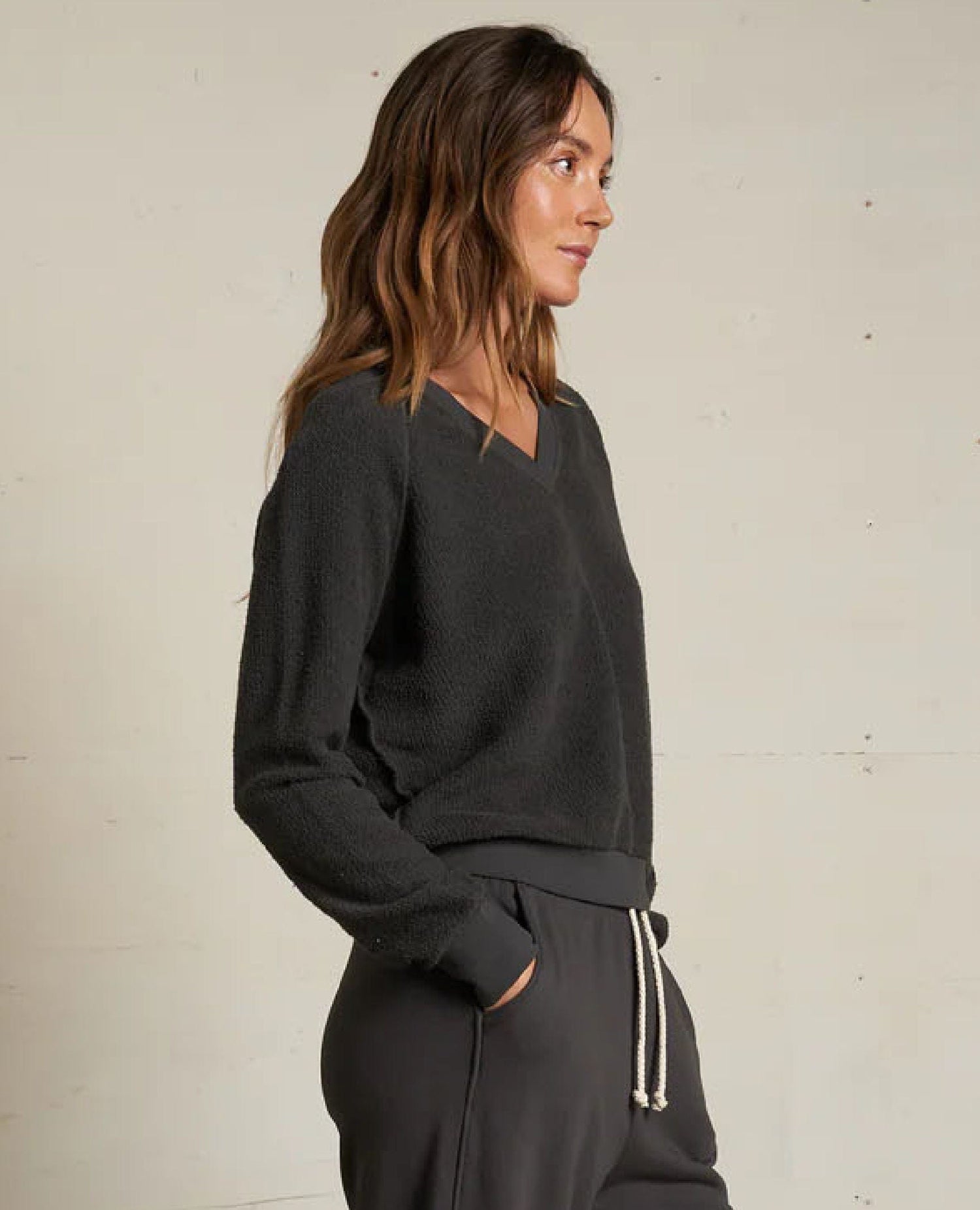 Perfect White Tee Zuri Sweatshirt Black