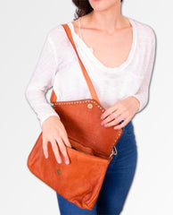 Aria Crossbody Cognac - PINK ARROWS