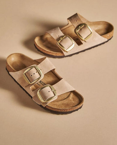 Arizona Big Buckle Sandcastle Nubuck - PINK ARROWS