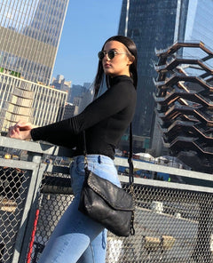 Bestseller Aria Crossbody Black - PINK ARROWS