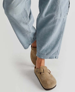 Boston Taupe Suede - PINK ARROWS