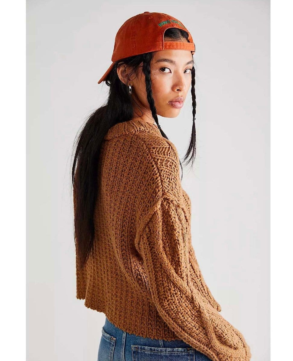 Cutting Edge Cable Sweater Camel - PINK ARROWS