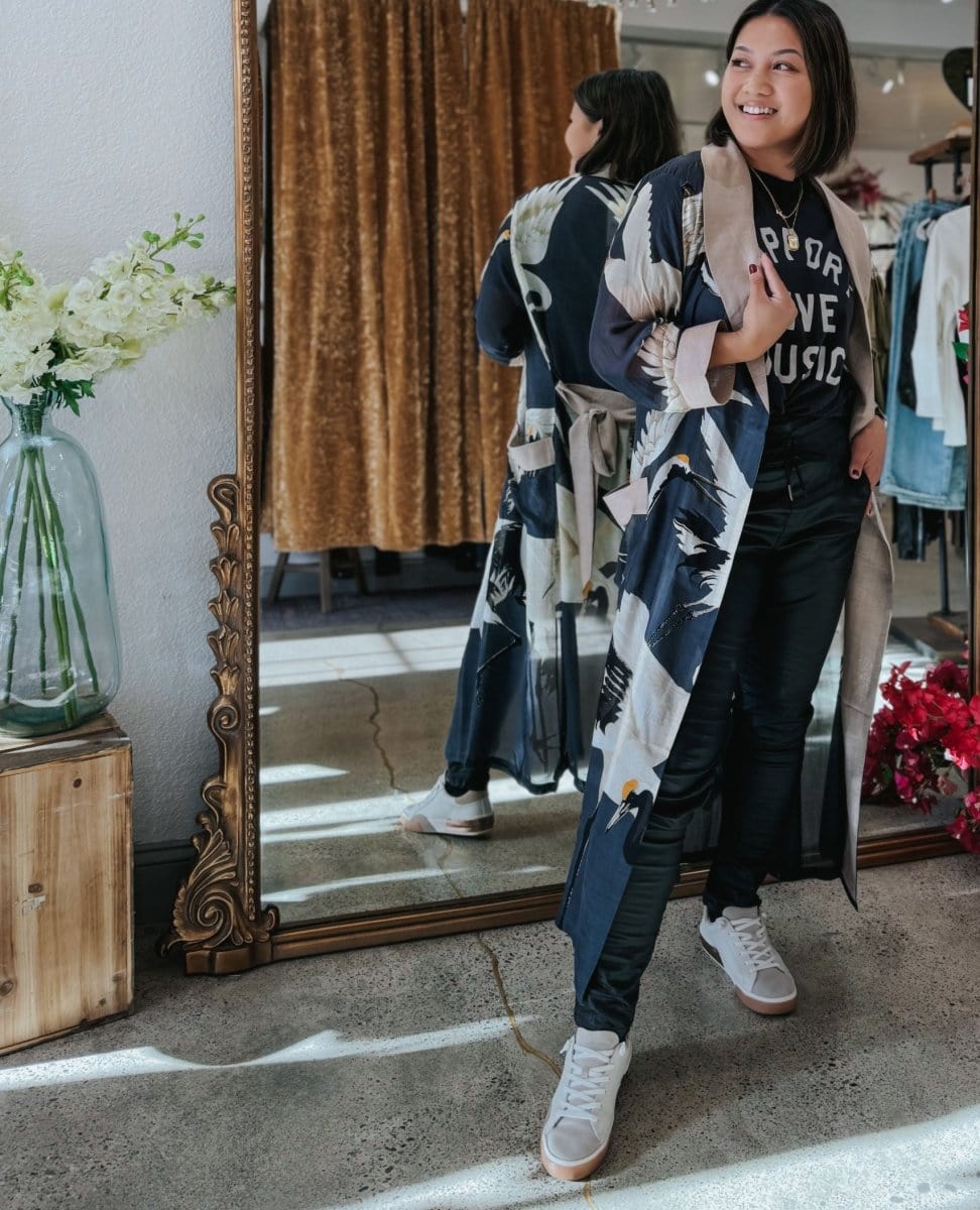 Egret Grey Robe Gown Kimono - PINK ARROWS