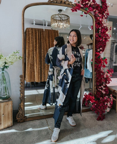 Egret Grey Robe Gown Kimono - PINK ARROWS