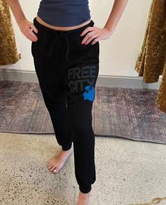 Free City Pocket Sweatpant Superblack Blue Dove - PINK ARROWS