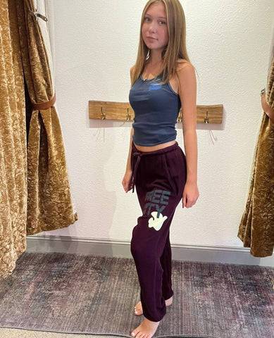 FreeCity SUPERFLUFF Pocket Lux Sweat – Eggplant - PINK ARROWS