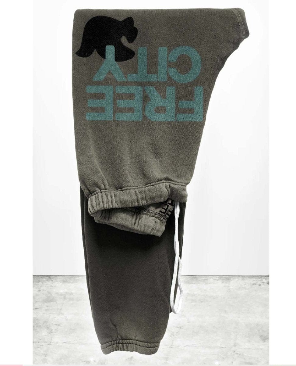 FREECITY Superfluff Sweatpants Mushroom - PINK ARROWS
