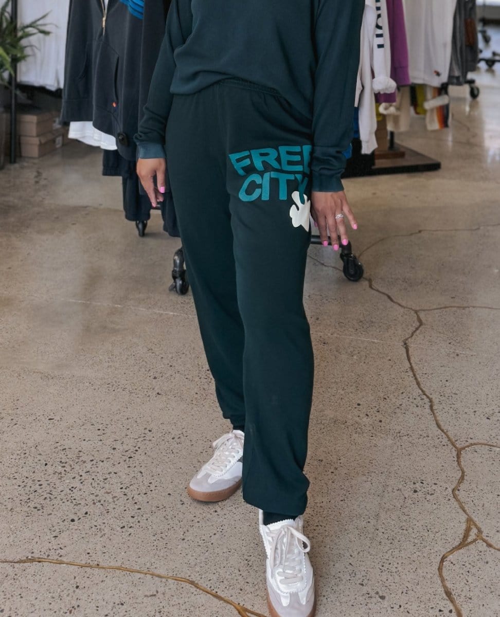 FREECITY Sweatpant Greenshrooms - PINK ARROWS