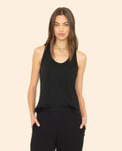 Jett Tank Jet Black - PINK ARROWS