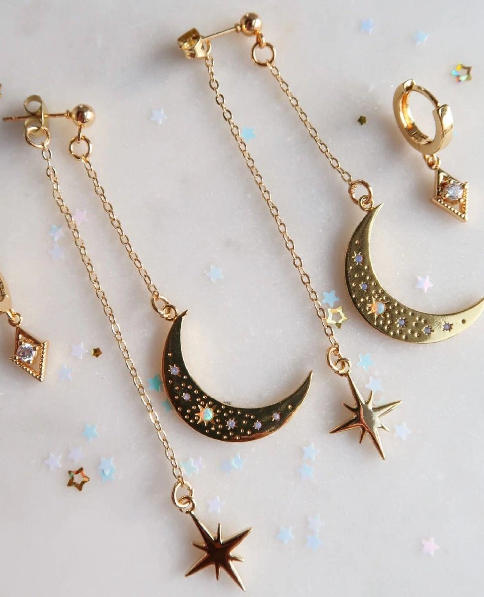 Kiss Me At Midnight Earrings - PINK ARROWS
