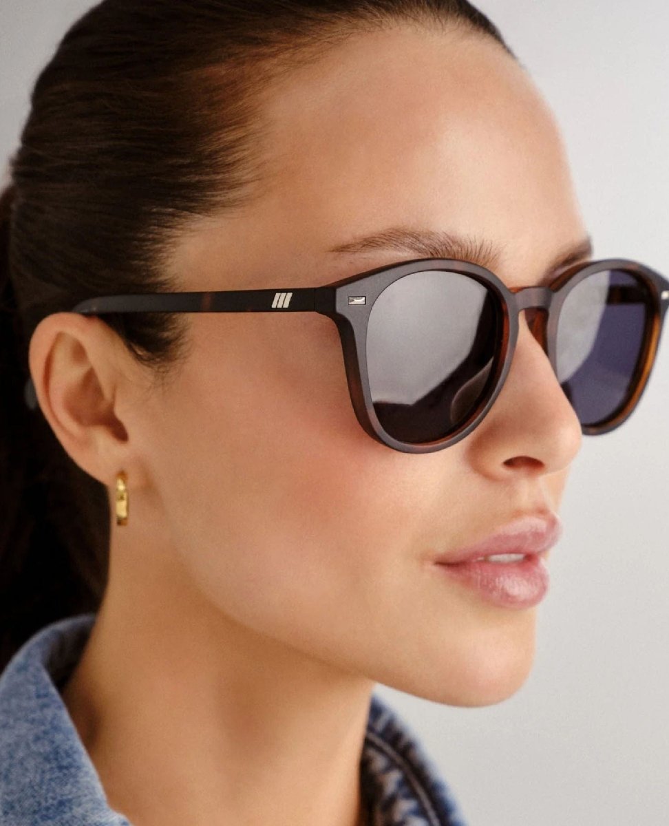 Le Spec Bandwagon Sunglasses Matte Tortoise - PINK ARROWS