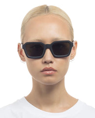 Le Spec Impossible Sunglass Matte Black - PINK ARROWS