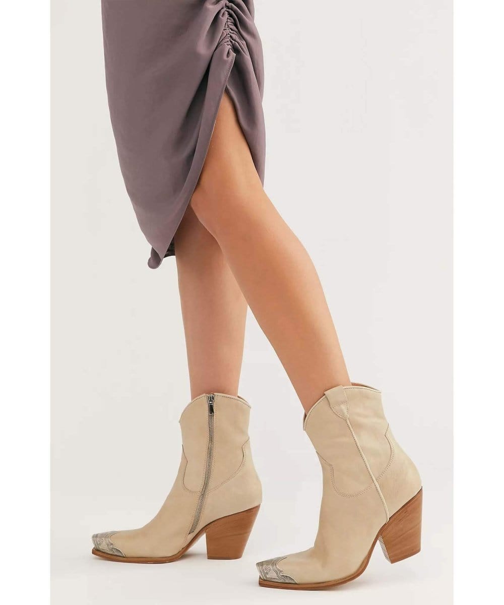 New Brayden Western Boot Bone - PINK ARROWS