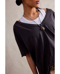 Nina Short Sleeve Vee Neck Tee Black - PINK ARROWS