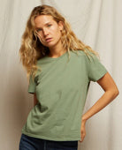 Perfect Harley Crew Tee Aloe - PINK ARROWS