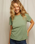 Perfect Harley Crew Tee Aloe - PINK ARROWS