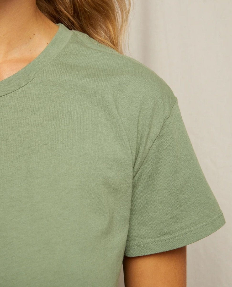 Perfect Harley Crew Tee Aloe - PINK ARROWS
