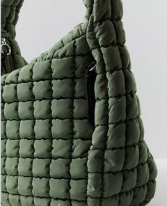Quilted Carryall Seagrass - PINK ARROWS