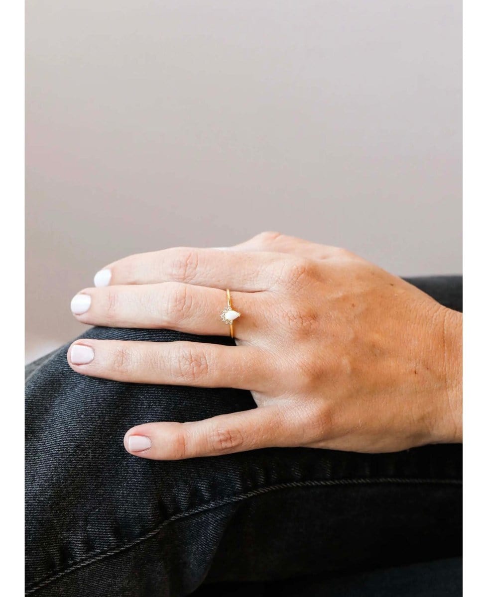 Ring Opal Burst - PINK ARROWS