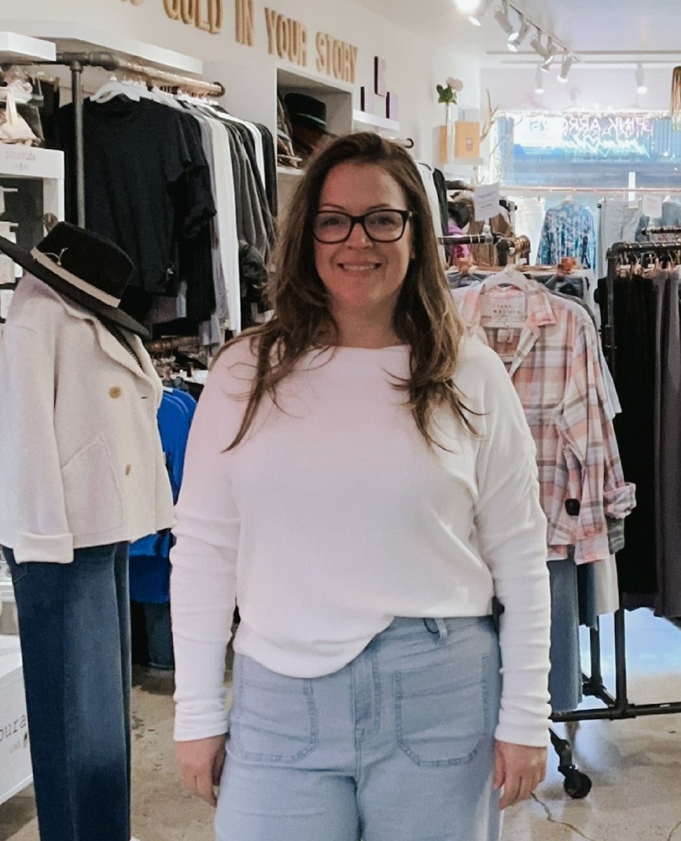 Santos Super Soft Cream Top - PINK ARROWS