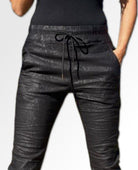 Shely Drawstring Black Python Flog - PINK ARROWS