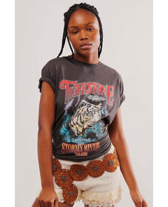 Stormy River Biker Tee - PINK ARROWS