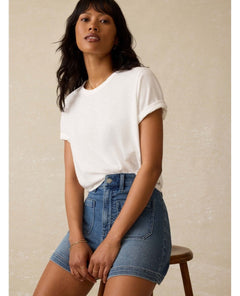Sunwashed Essential Tee White - PINK ARROWS