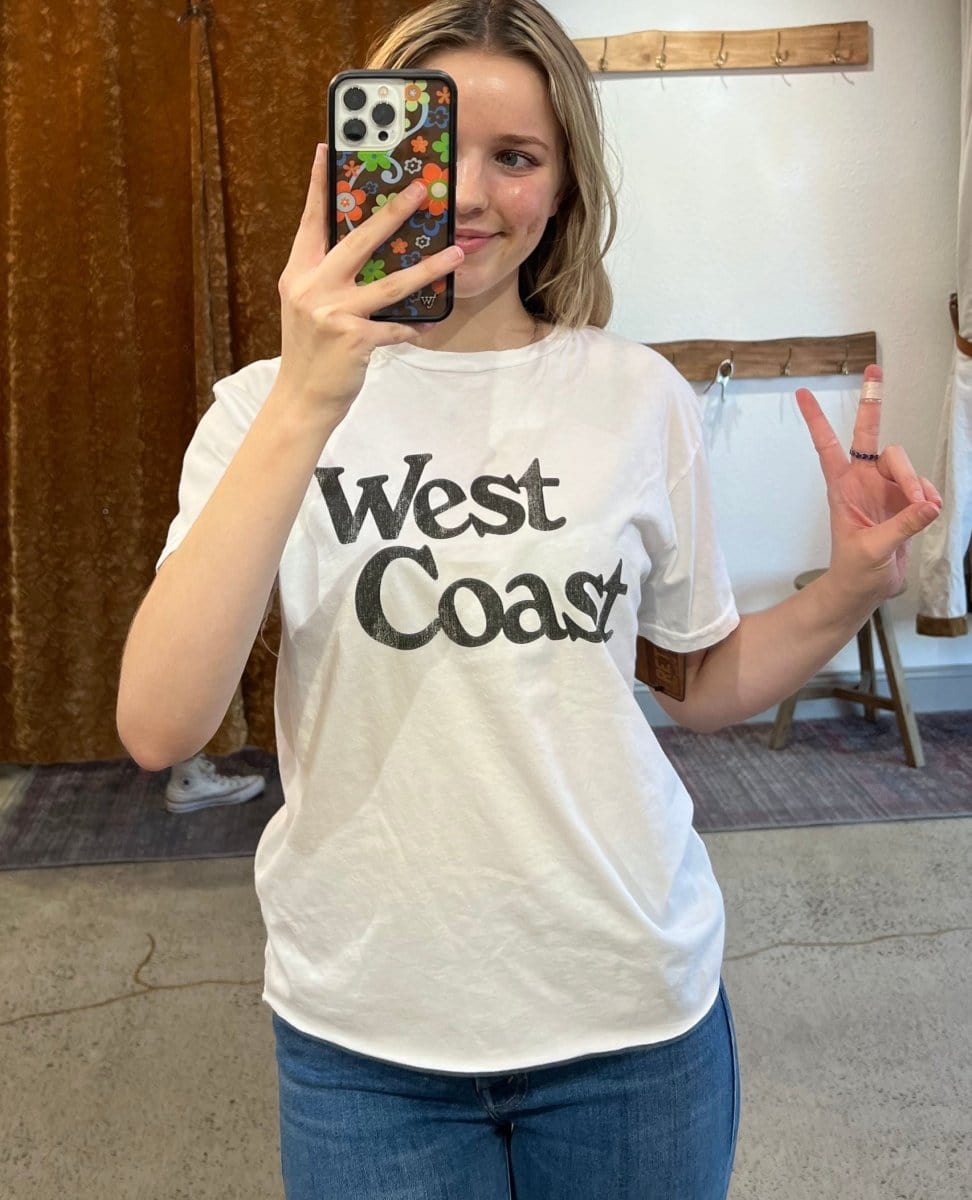 West Coast Vintage White Unisex Tee - PINK ARROWS